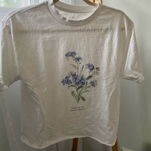 BRANDY MELVILLE FLOWER TEE